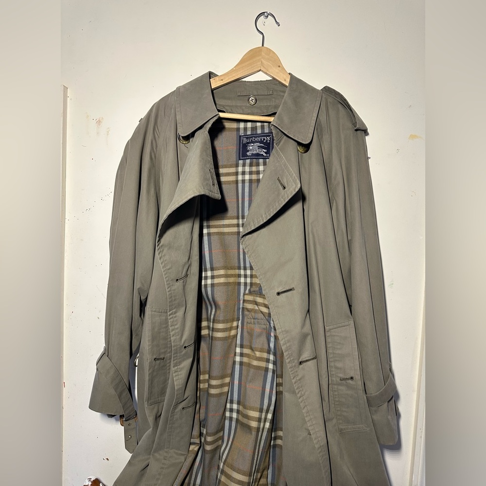 Men’s Burberry trench - olive green/grey 38 Short